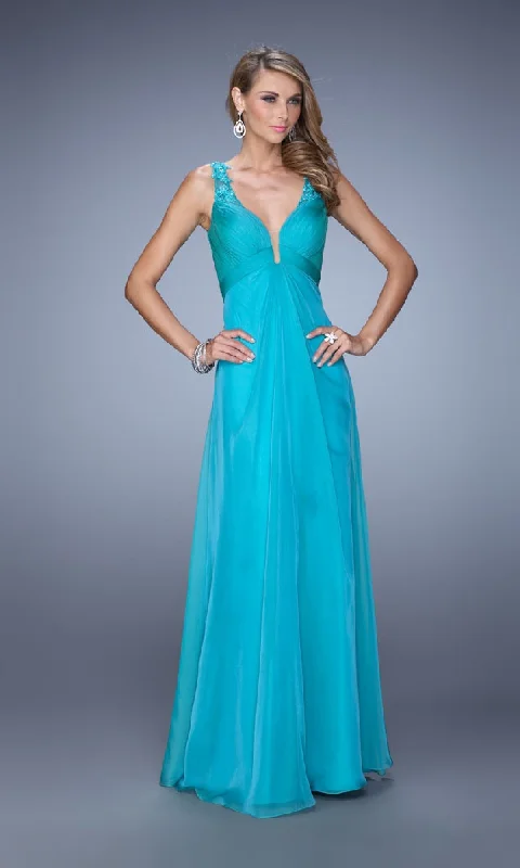 women's silk dressesSleeveless Blue V-Neck Prom Dress: La Femme 21102