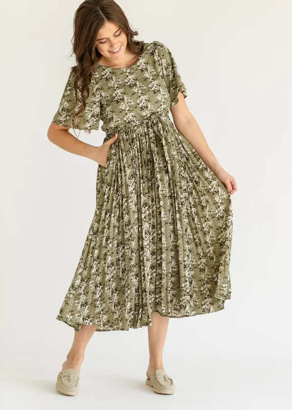 Floral DressLouise Short Sleeve Pleated Midi Dress