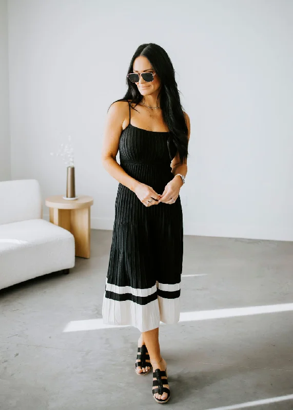 Velveteen DressKenzie Pleated Maxi Dress