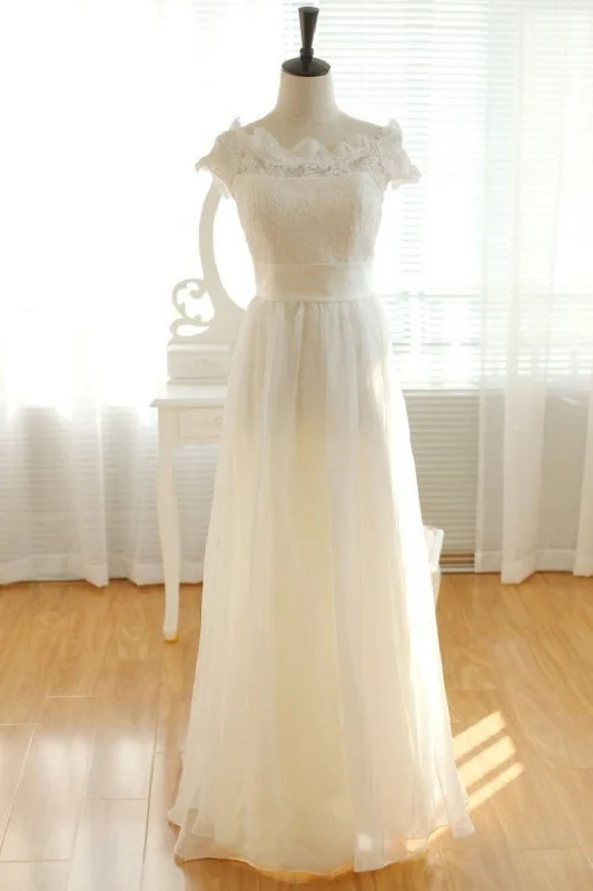 women's apple-shaped body dressesElegant Long Chiffon Ivory Lace Wedding Dresses W2