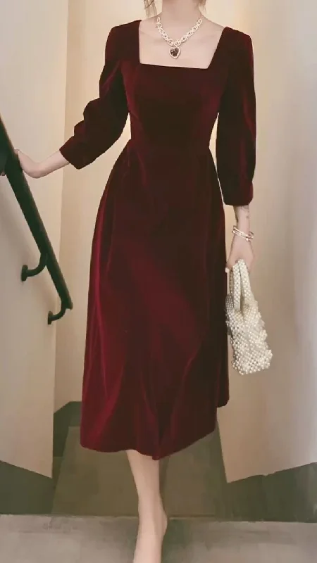 Leather DressVintage Square Neckline Tea Length Burgundy Velvet Prom Dresses Y5491