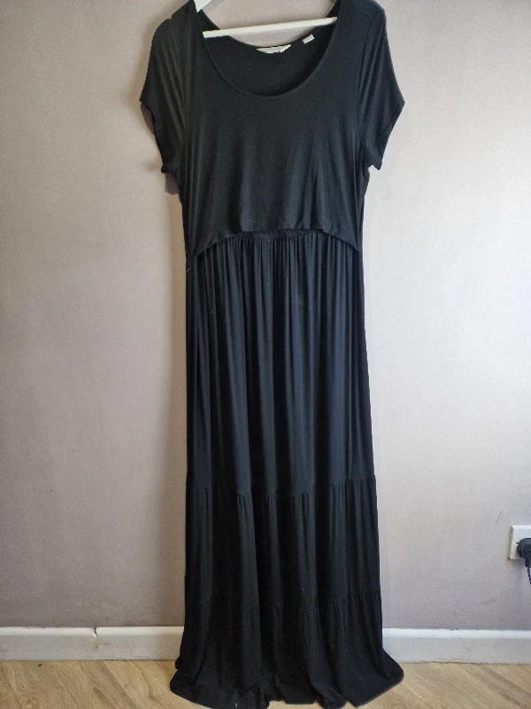 Seraphine black jersey maternity & Nursing dress - size 16