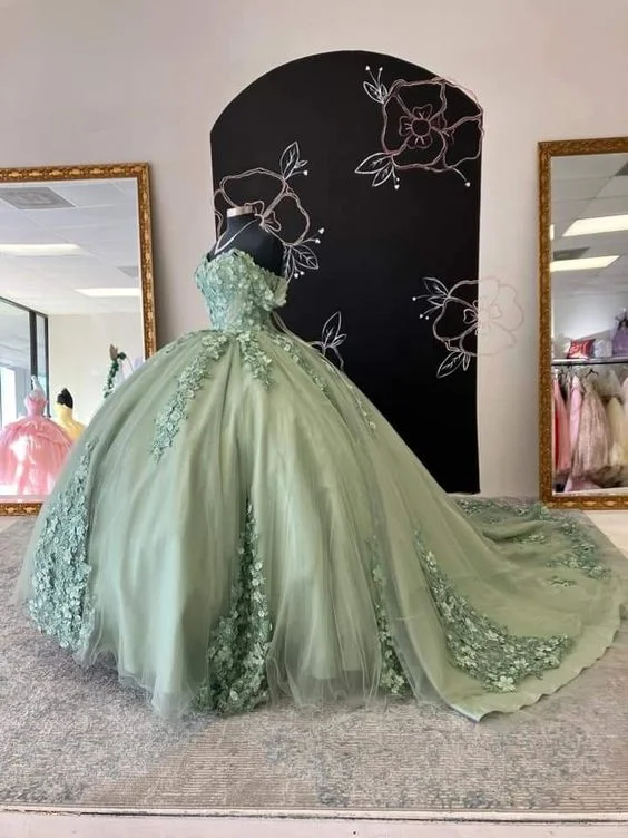 women's maximalist dressesOff The Shoulder Sage Green Lace Appliques Ball Gown,Sweet 16 Dress Y2028