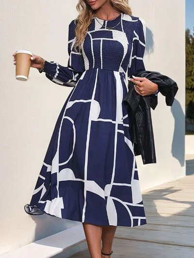 women's flutter-sleeved dressesL.NY Perfee Smocked Color Block Long Sleeve Midi Dress