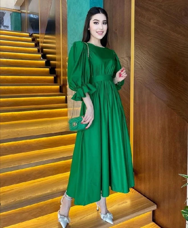 women's bespoke dressesWomen Green A-line Prom Dress,Simple Prom Gown Y5518